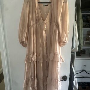 Elegant Cream Maxi Dress